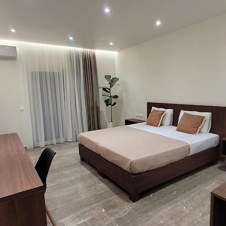 פלטניאס Vasiliki Apartments מראה חיצוני תמונה